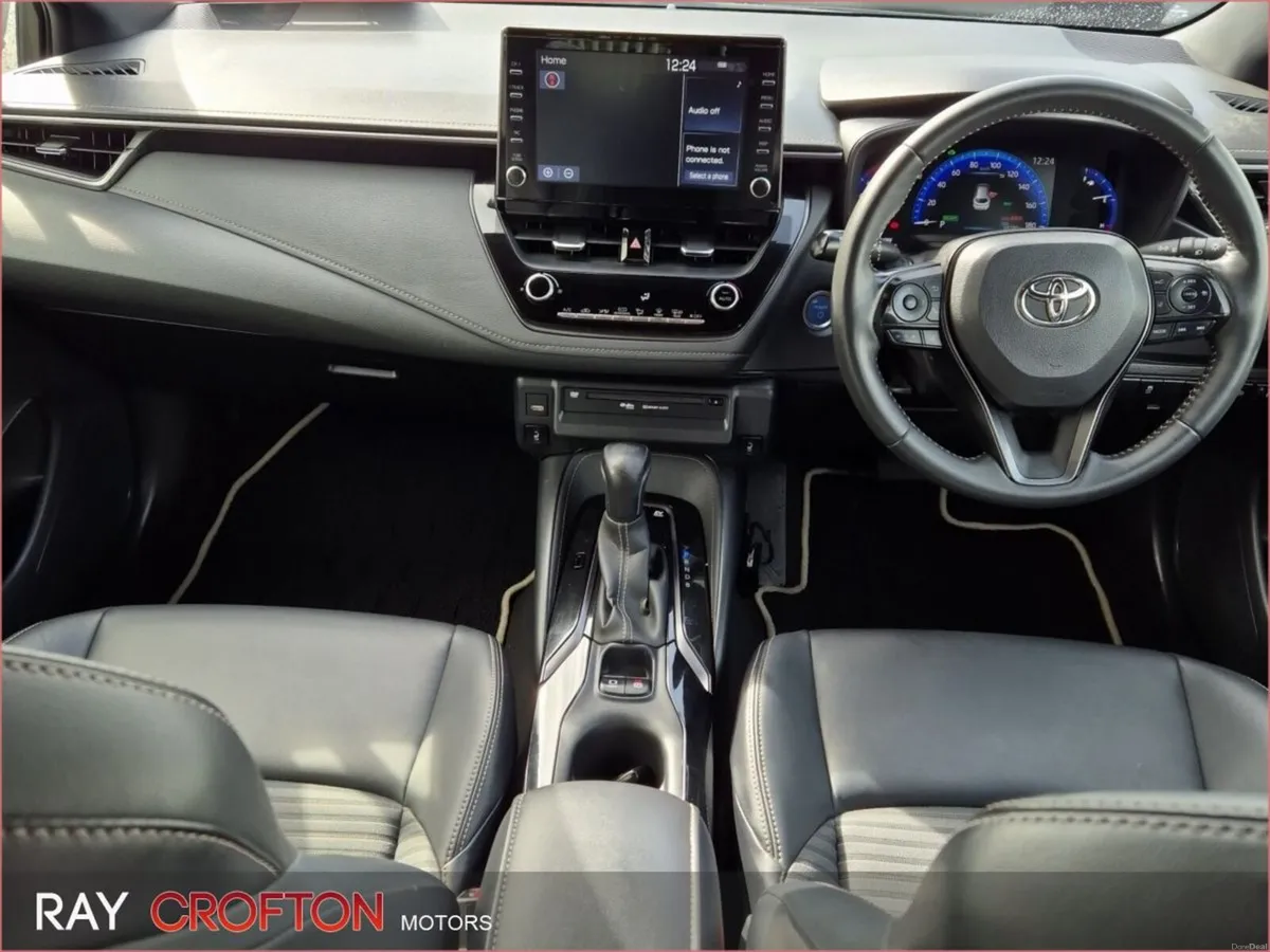 Toyota Corolla 1.8 Hybrid Luna - Image 4