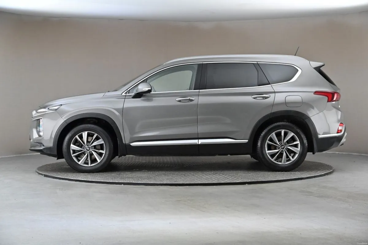 Hyundai Santa Fe 2.2 CRDi EXECUTIVE PLUS 6SPD **7S - Image 5