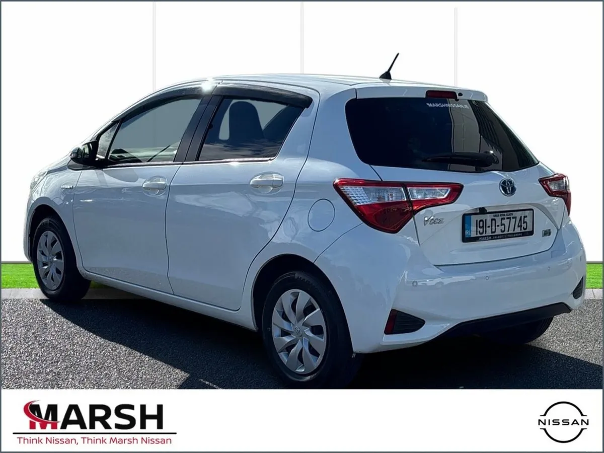 Toyota Vitz HYBRID 130 5DR AUTO - Image 3