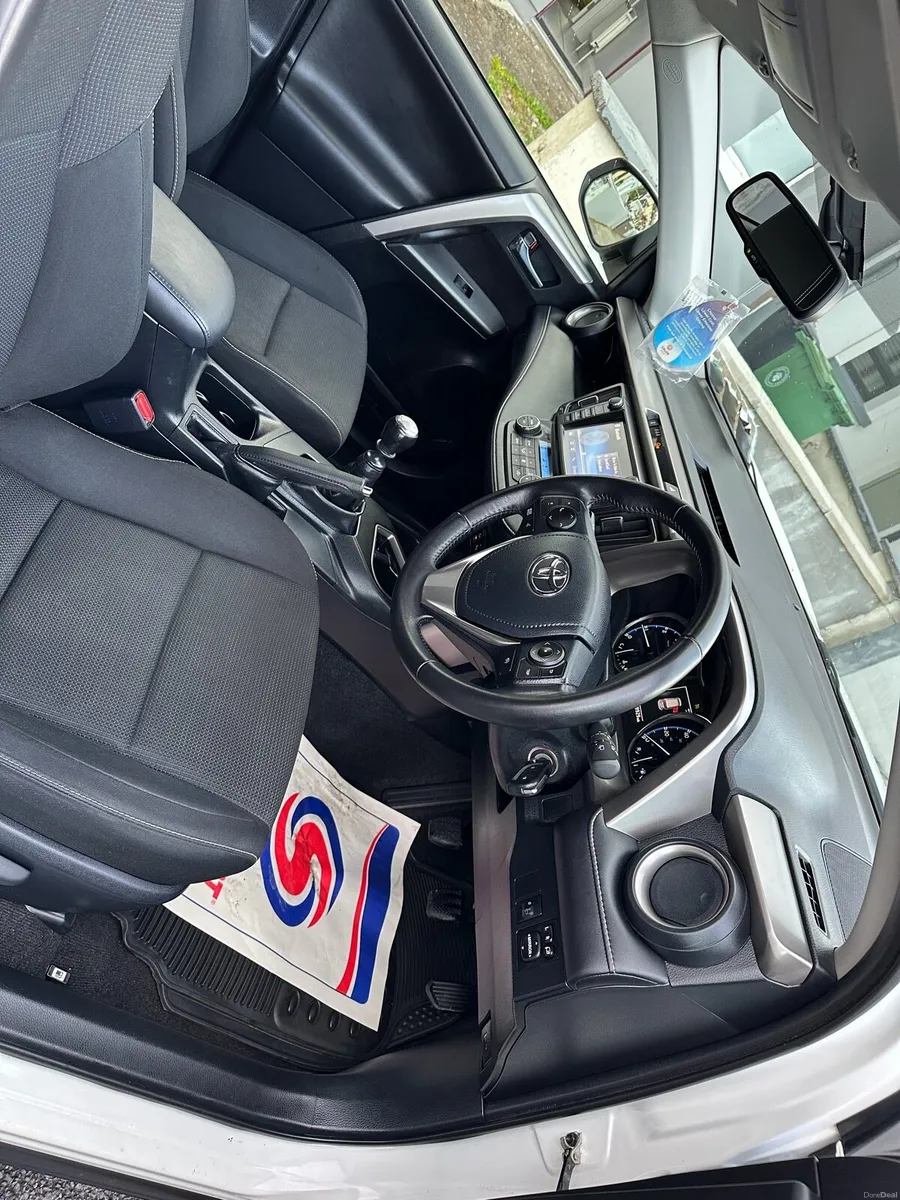 Toyota rav 2.0 business edition - Image 4