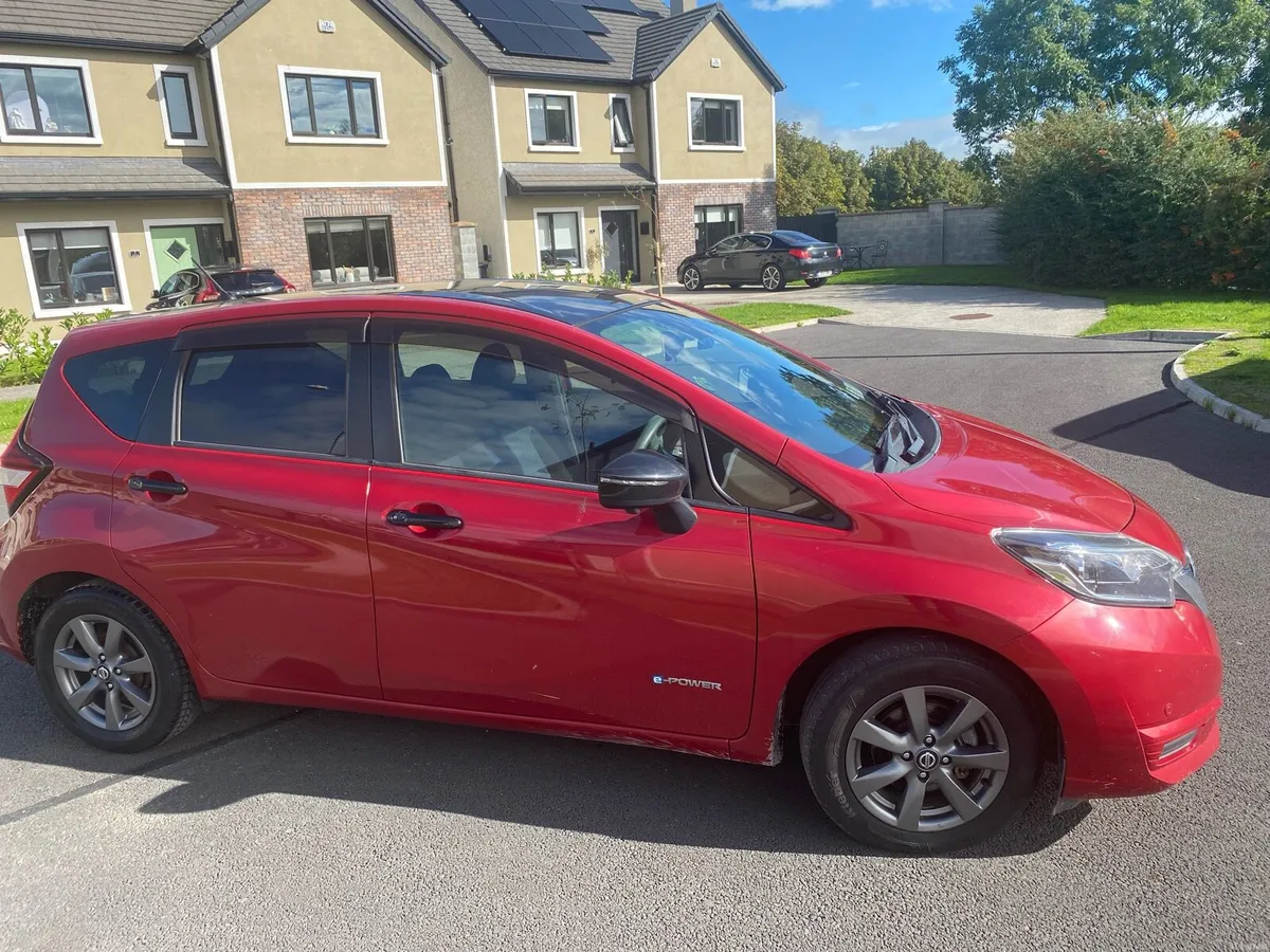 Nissan Note e-power Hybrid Medalist - Image 3