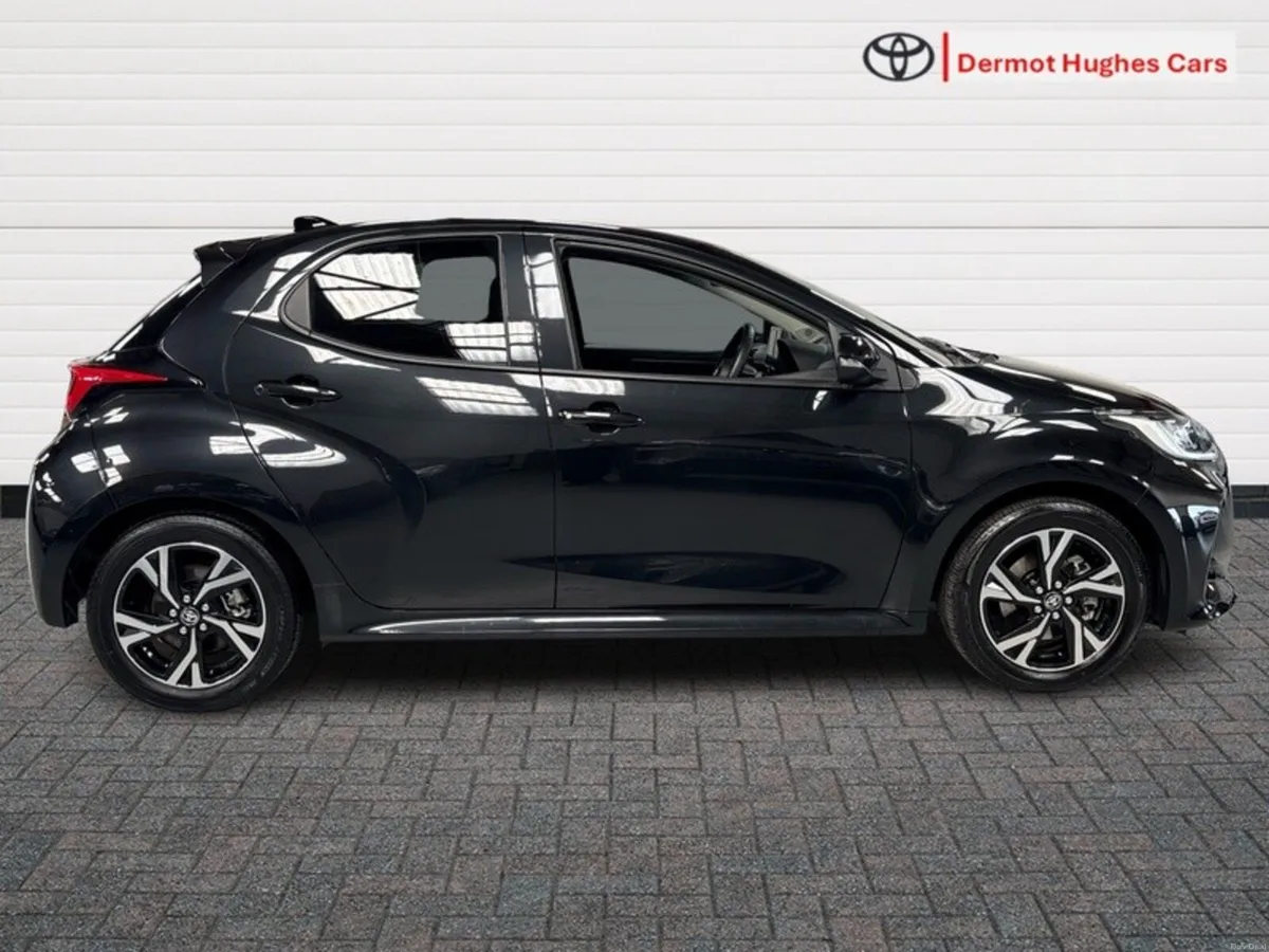 Toyota Yaris Yaris HEV Lunasport - Image 3