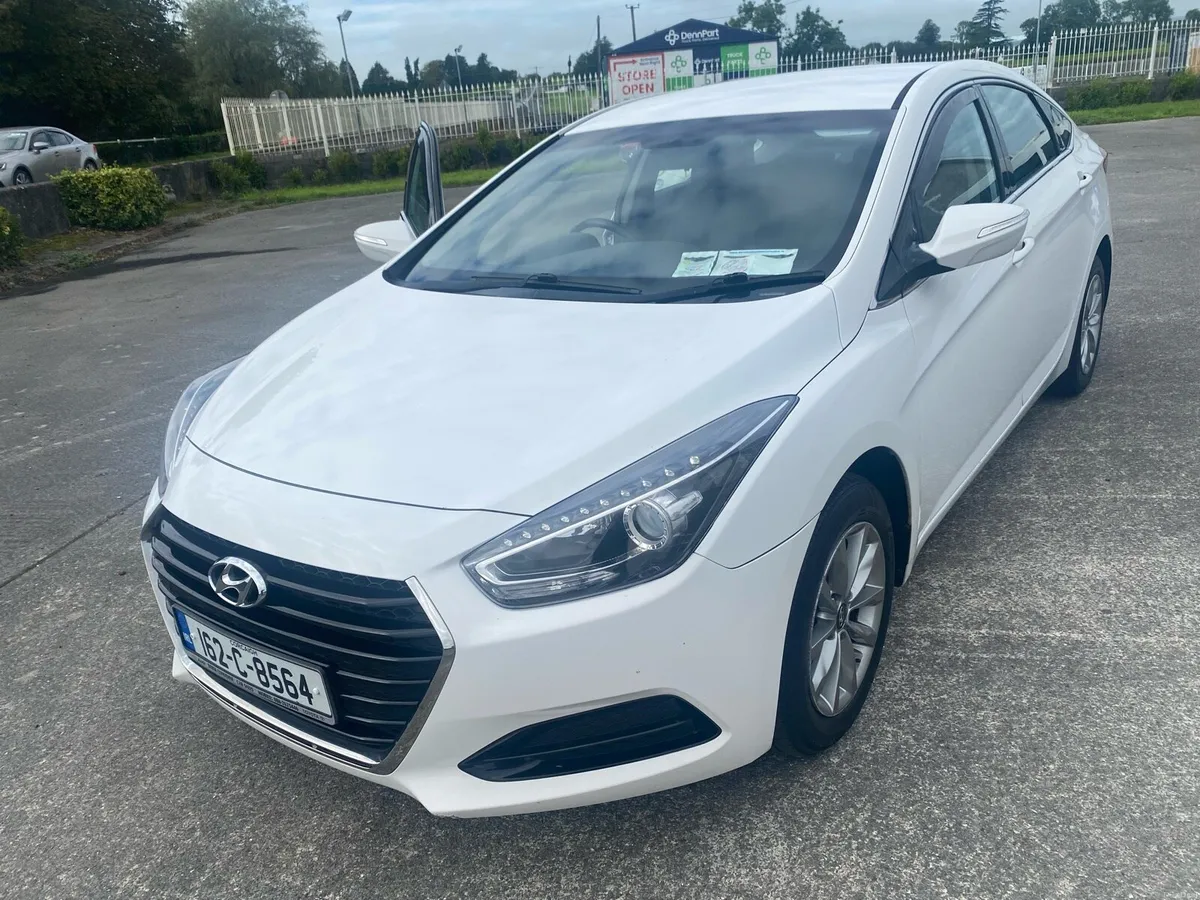 Car - Image 2