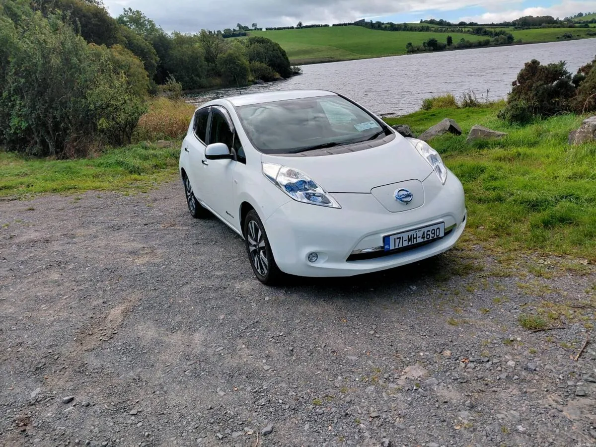 2017 nissan leaf all electric - Image 3