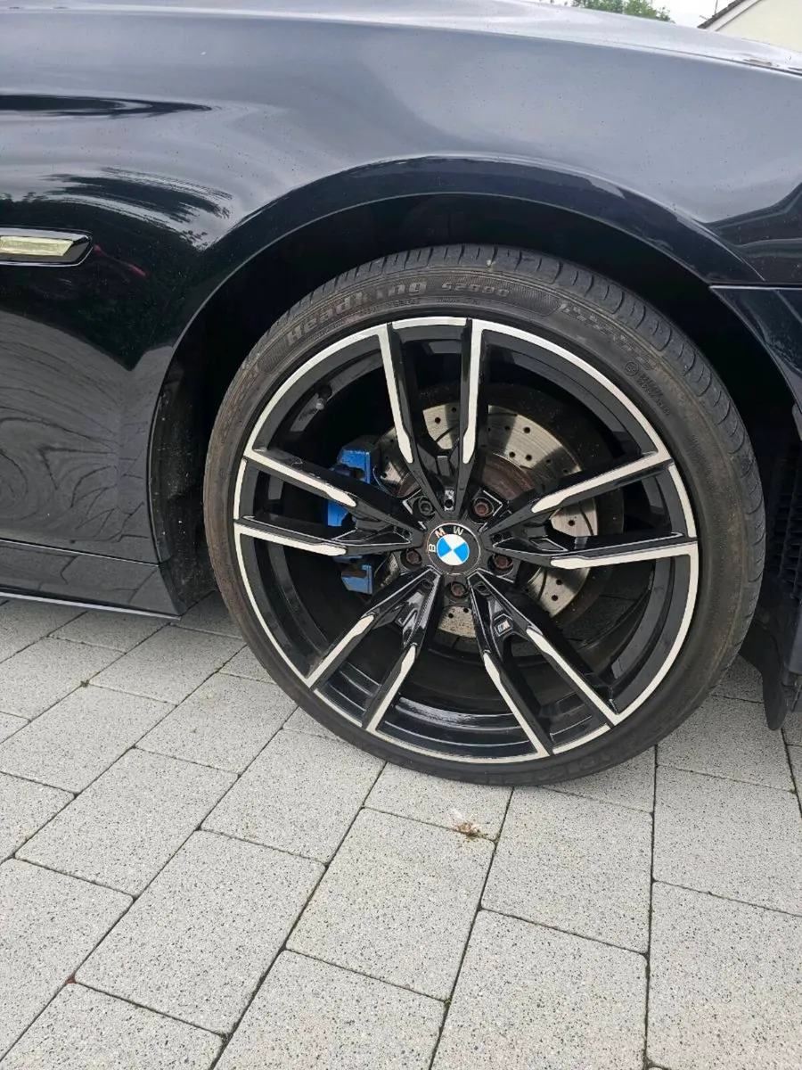 BMW - Image 2