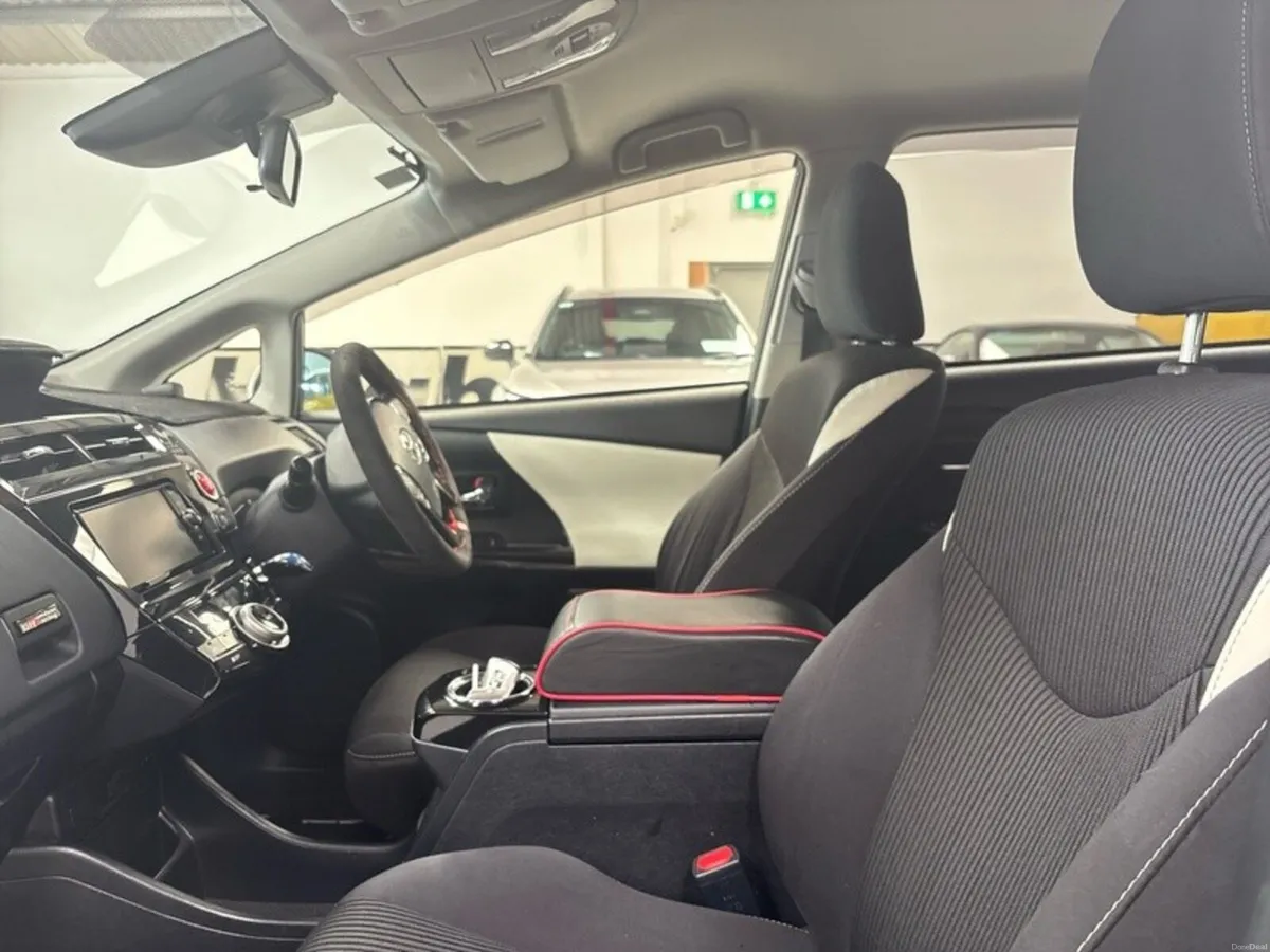 Toyota Prius PRIUS - Image 6