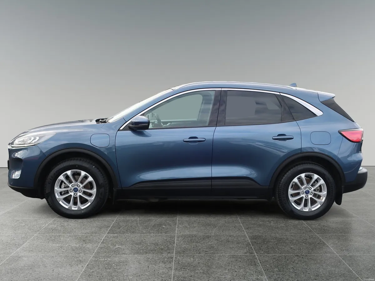 2023 Ford KUGA TITANIUM 2.5PHEV 225PS - Image 2