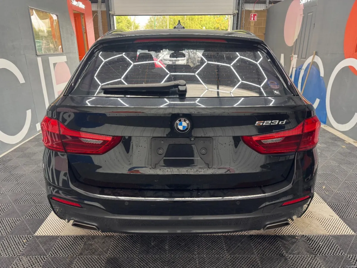 BMW 5-Series 2018 BMW 5 523D TOURING ESTATE M-SPOR - Image 4