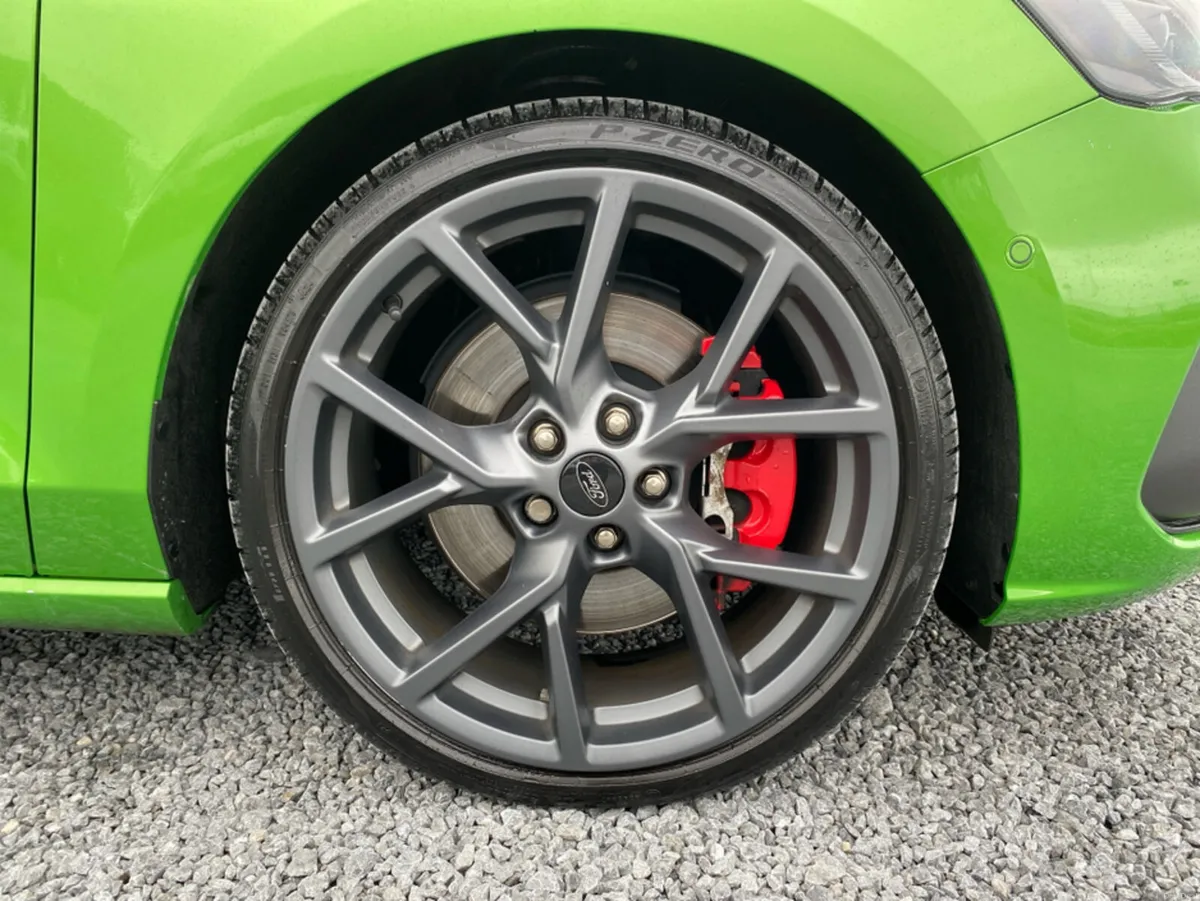 Ford Focus 2.3 ST..High Spec - Image 5
