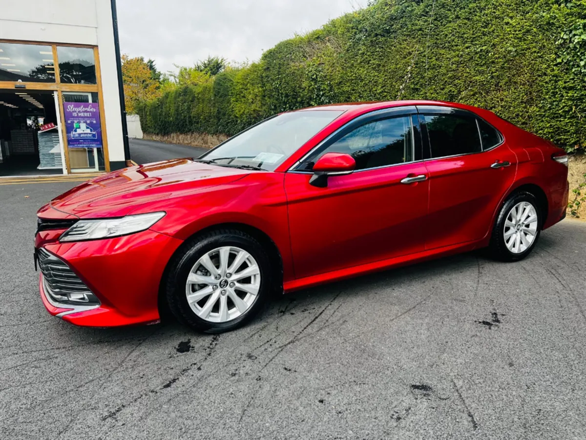 Toyota Camry AXVH70 4DR AUTO - Image 6