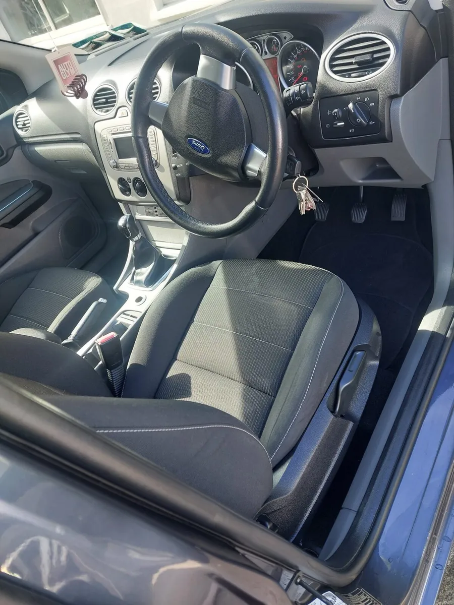 Ford Focus - Image 4
