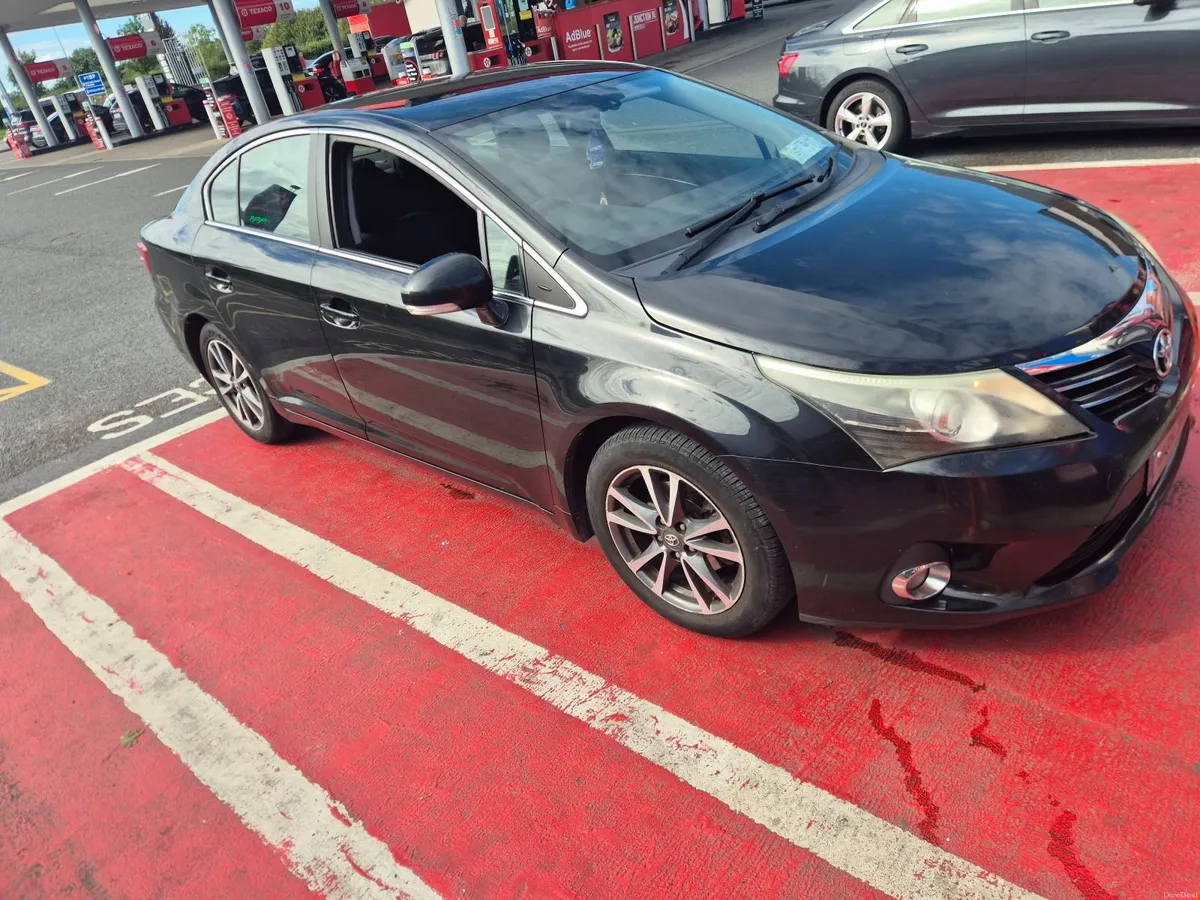 Toyota Avensis 2012 - Image 6