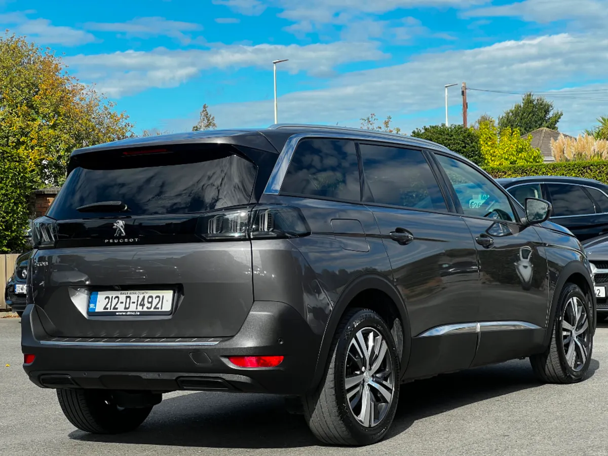 Peugeot 5008 FL ALLURE 1.5 BLUE HDI 7 SEAT *HIGH S - Image 4