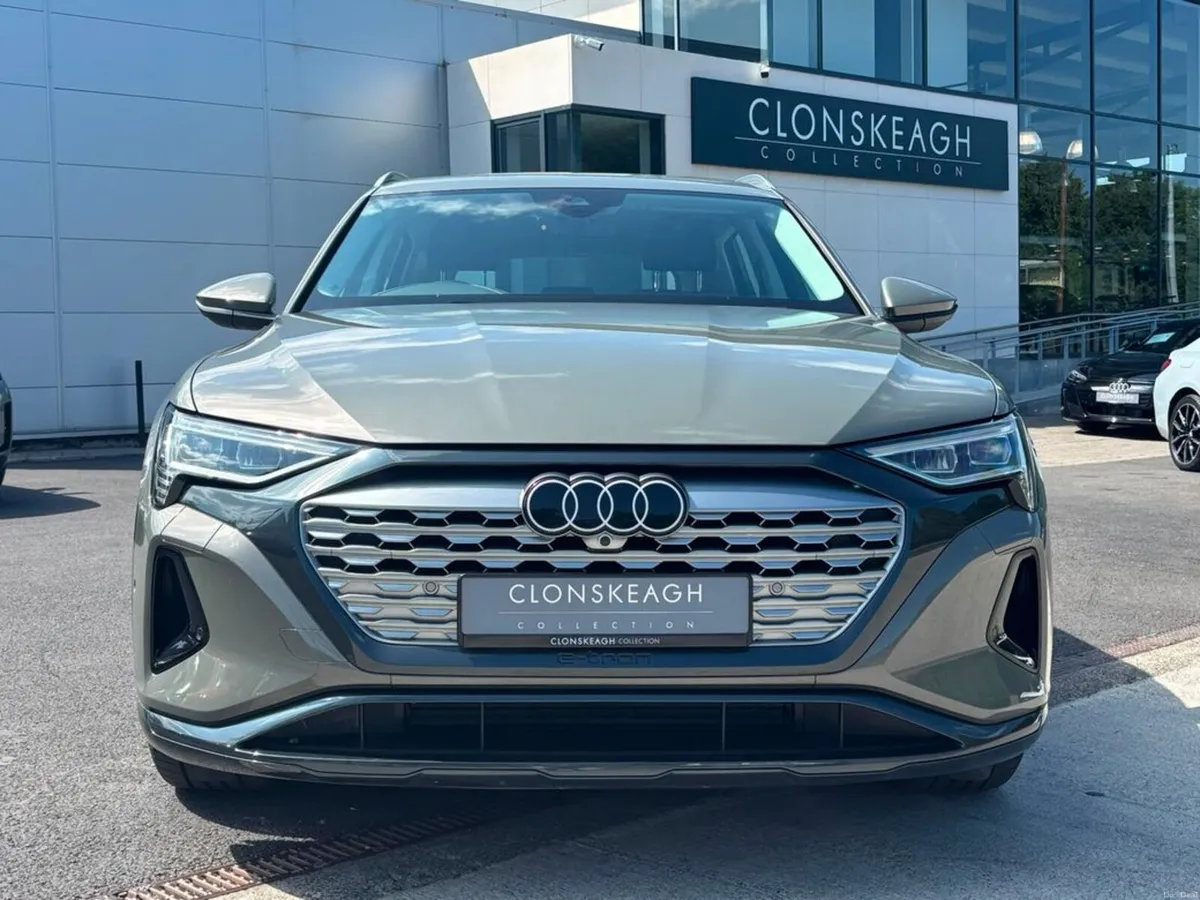 Audi Q8 e-tron QUATTRO SPORT - Image 3