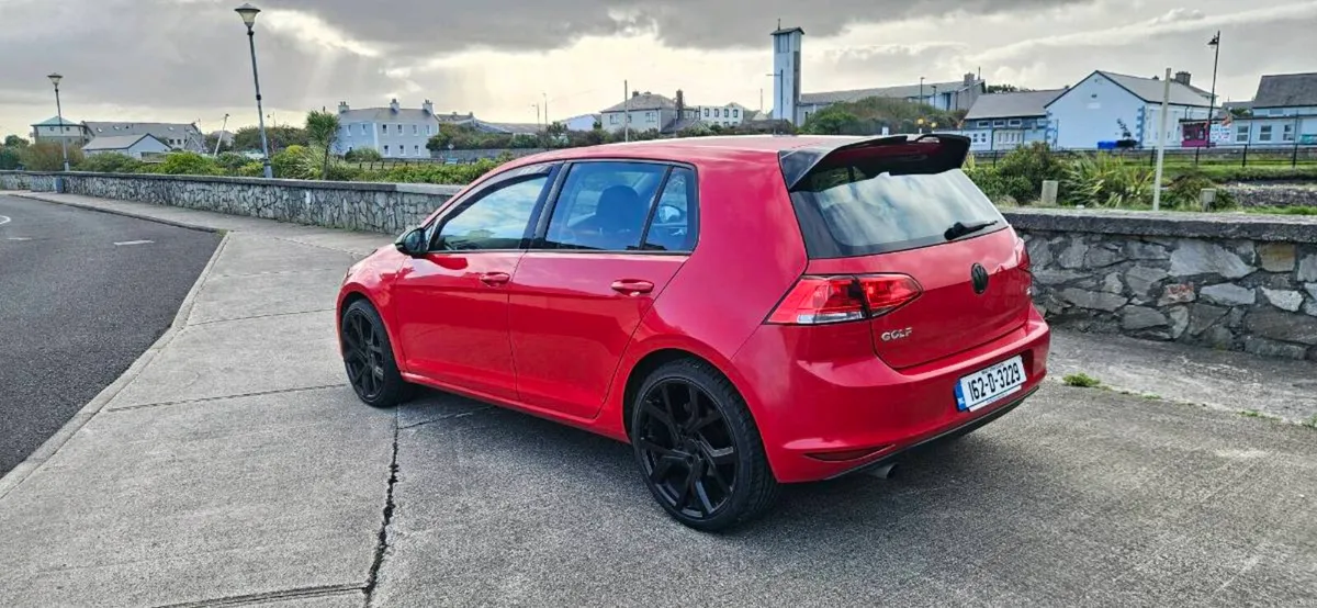 2016 Volkswagen Golf <<< New Nct 11/27 >>> - Image 1