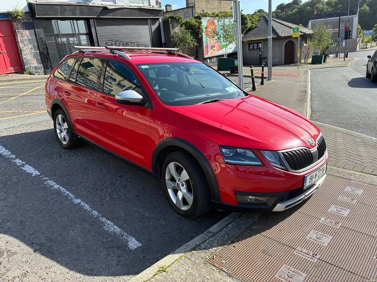 Skoda Octavia Scout AUTO. - Image 1