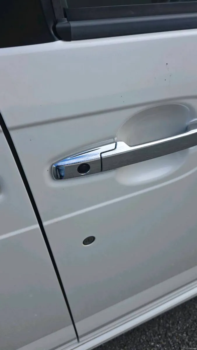 Honda Nbox Custom - Image 6