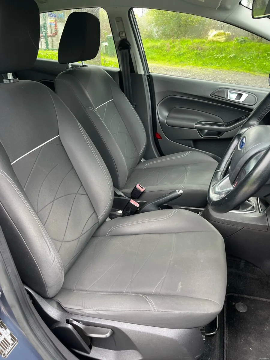 Ford Fiesta - Image 6