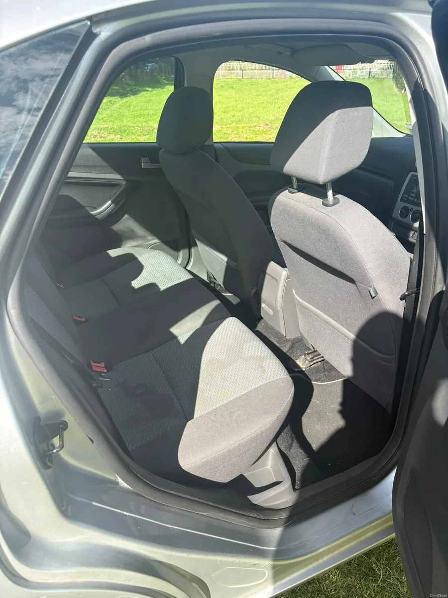 Ford focus - Image 6