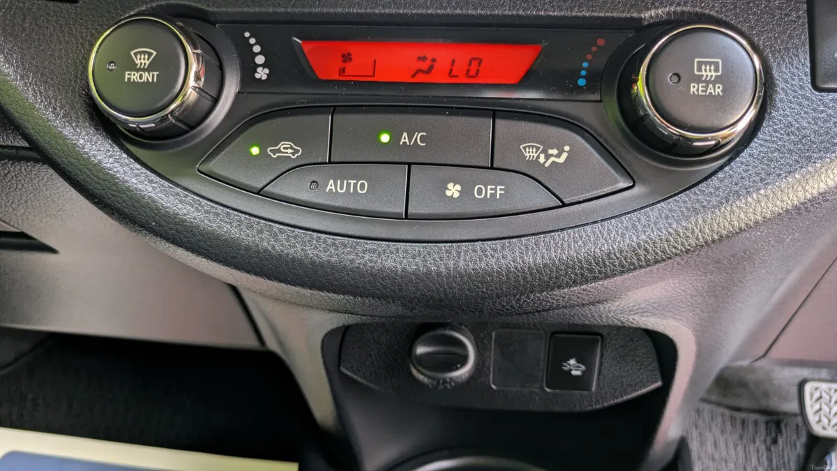 Toyota Yaris 1.3 Petrol Automatic TSS, 2017 - Image 5