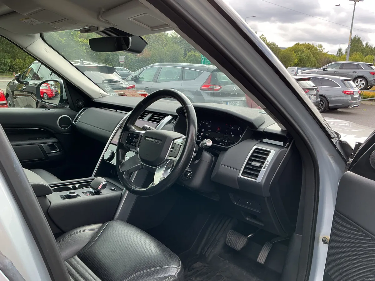 2021 LAND ROVER DISCOVERY 3.0 D300 SE COMMERCIAL - Image 6