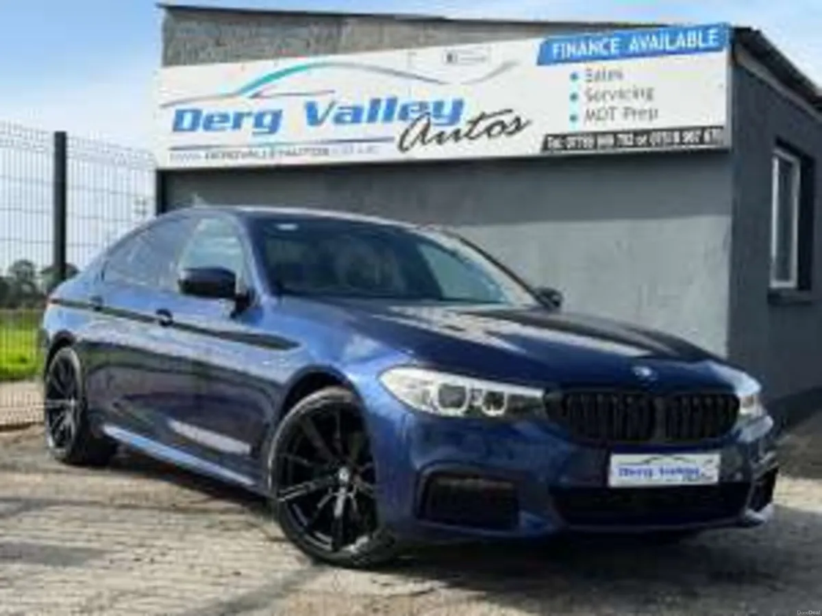 BMW 5 SERIES 2.0 520d xDrive M Sport Auto 4WD 4dr - Image 2