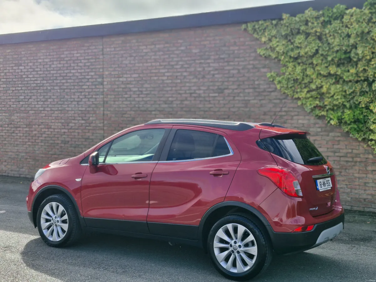 Opel Mokka ELITE LOW KMS FINANCE AVAILABLE - Image 2