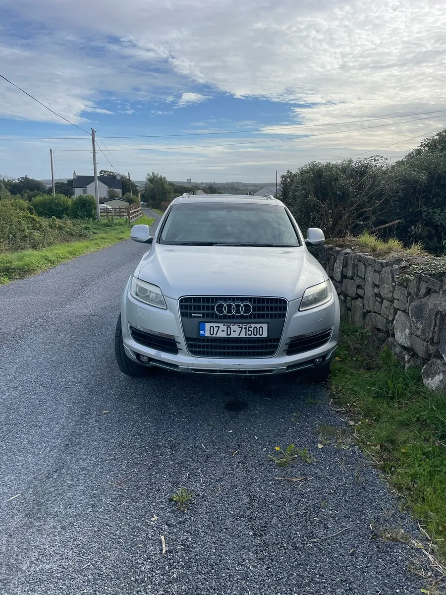 Audi q7 - Image 1