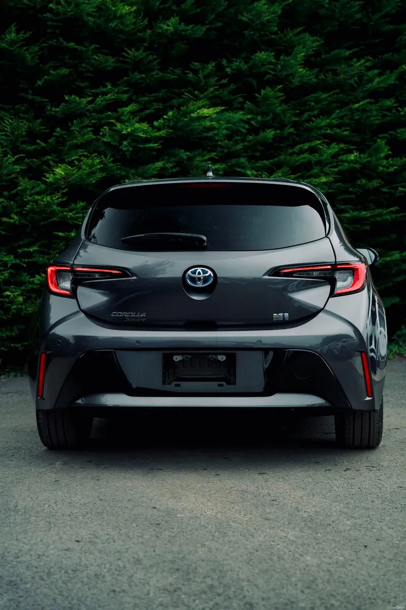 Toyota Corolla Sport Hybrid 2023 | Modern Hybrid - Image 6