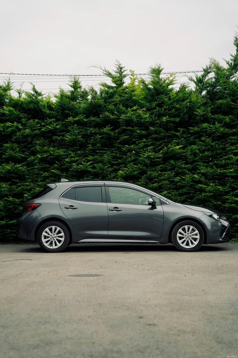 Toyota Corolla Sport Hybrid 2023 | Modern Hybrid - Image 4