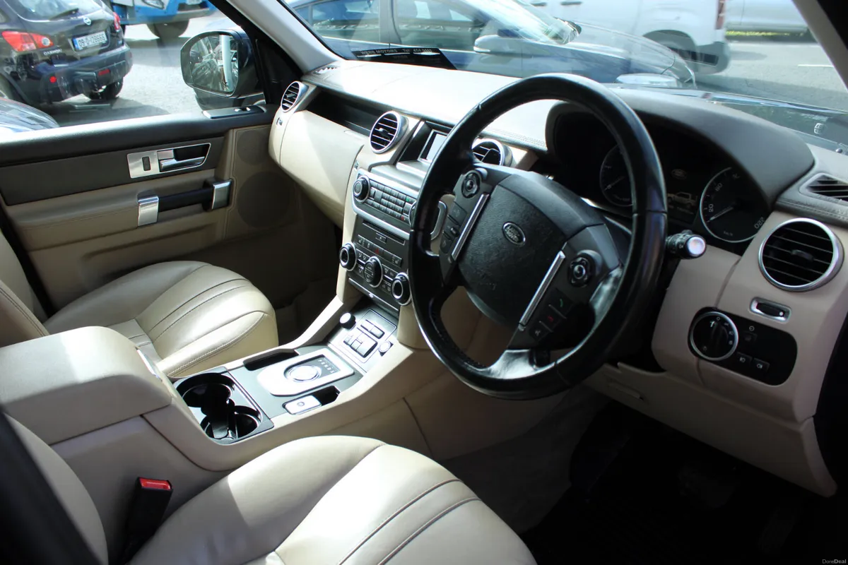 DISCOVERY  - 3.0L TDV6 - CREWCAB COMMERCIAL 5 SEAT - Image 6