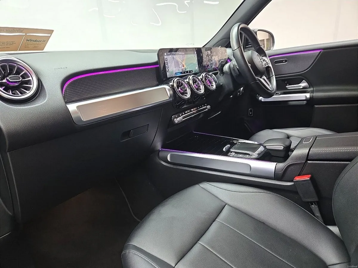 Mercedes-Benz EQB EQB250 7 Seater EV - Image 4