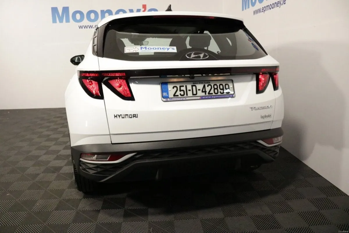 Hyundai Tucson Hybrid Comfort Plus 1.6L Petrol Aut - Image 6