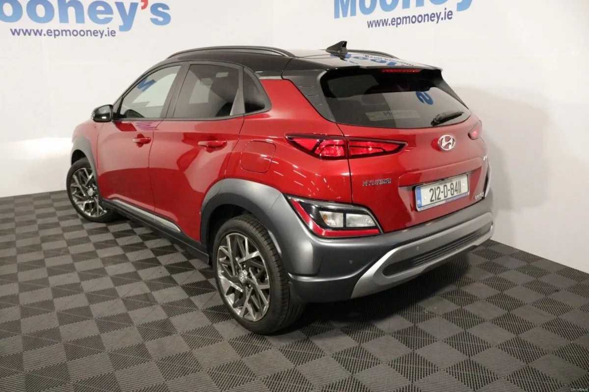 Hyundai KONA Hybrid Executive 1.6L Petrol Compact - Image 6