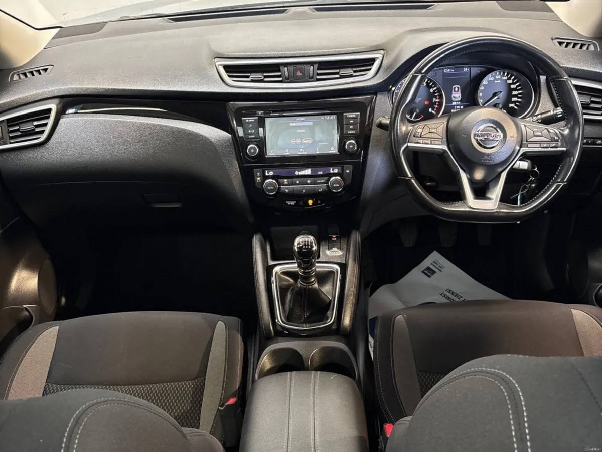 Nissan Qashqai 1.3 PET SE - Image 2