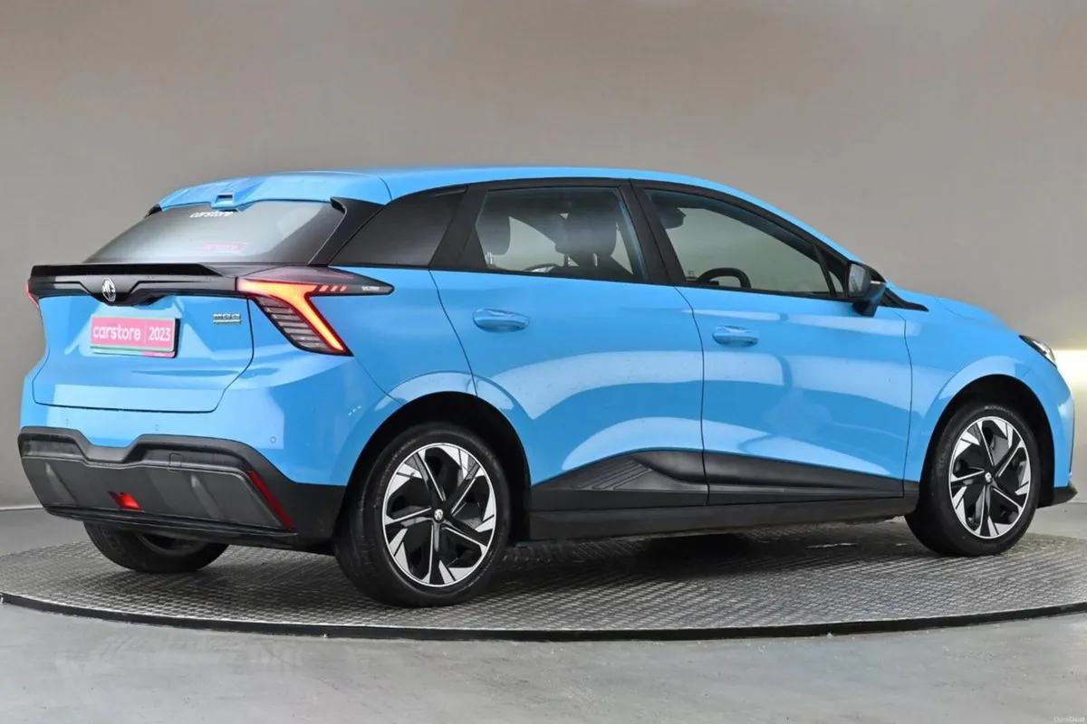 MG MG4 EV LR - EXCITE - 64KWH - Image 6