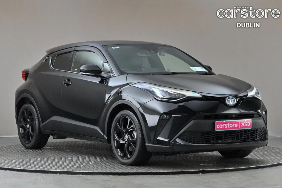 Toyota C-HR 1.8 HYBRID **HALF LEATHER**360 PAN CAM - Image 1