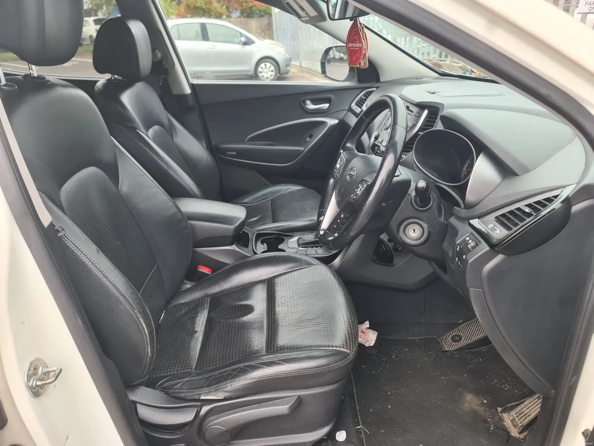 Hyundai Santa Fe 2.2 crdi executive 4wd auto 2014 - Image 6