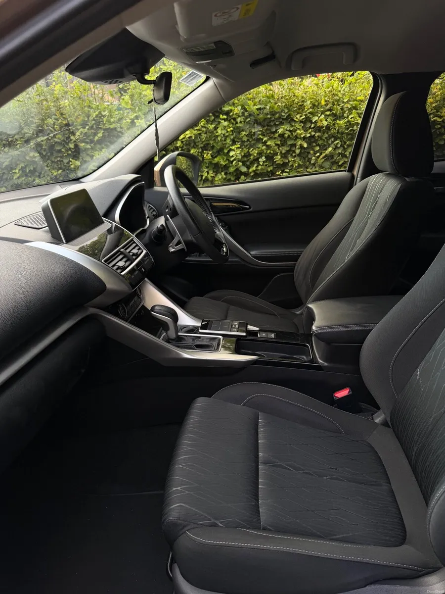 Mitsubishi Eclipse Cross 2018 - Image 3