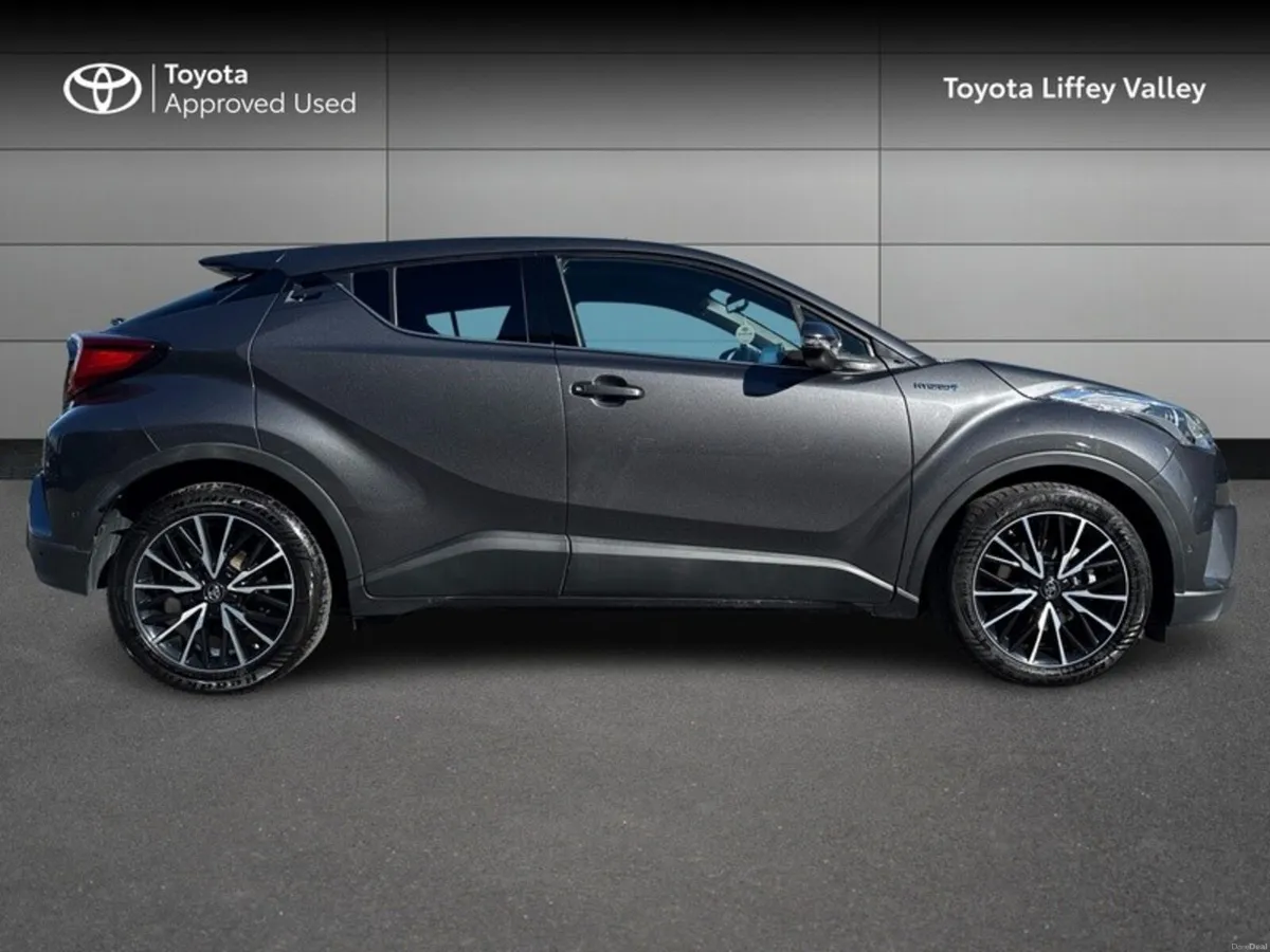 Toyota C-HR C-HR SOL HYBRID - Image 3