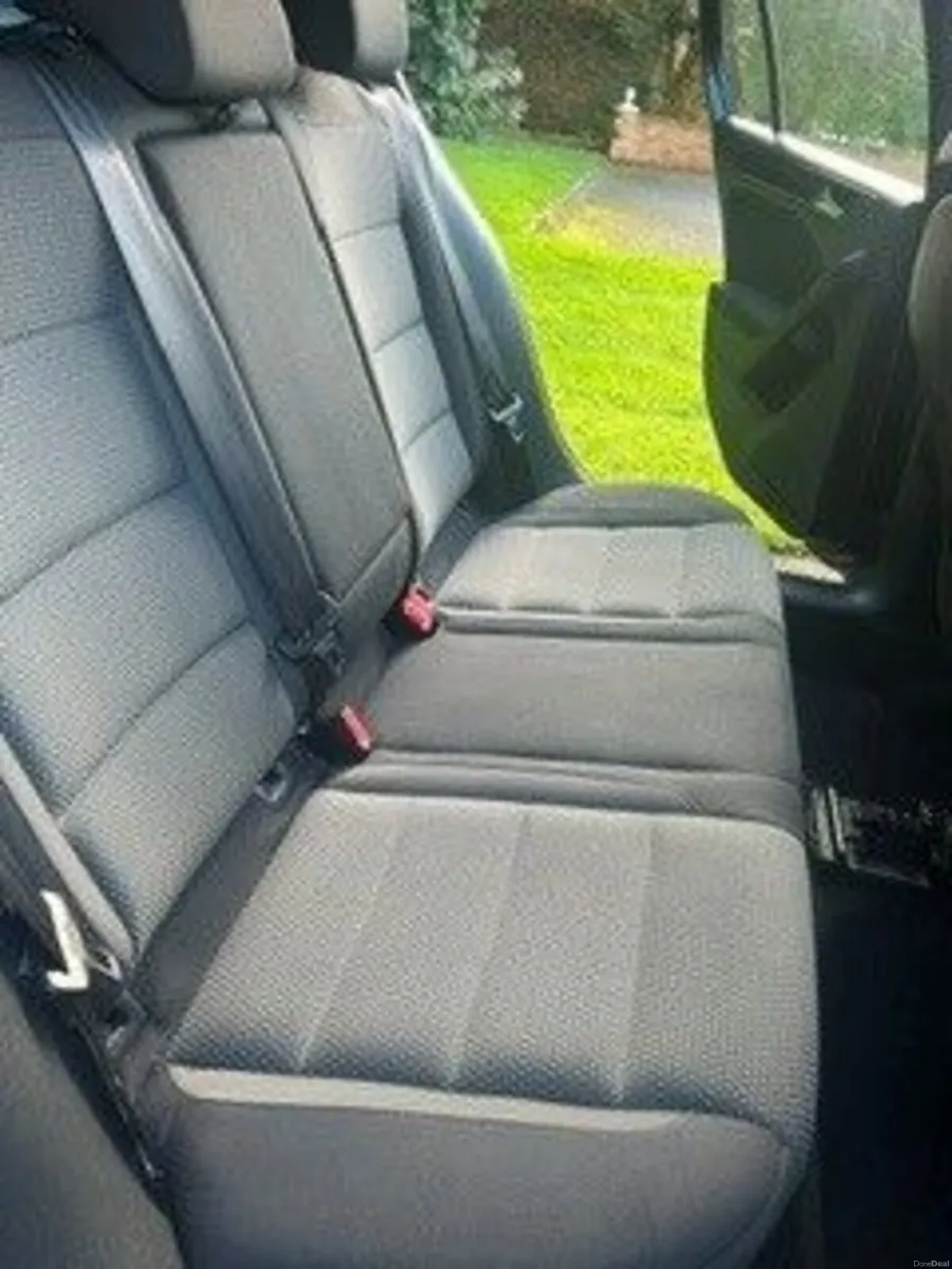 Volkswagen Golf 2011 1.6 Diesel - Image 4