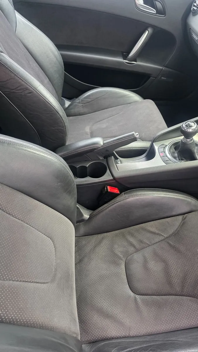 Audi TT 2014 2.0tdi mint! Low mileage - Image 2