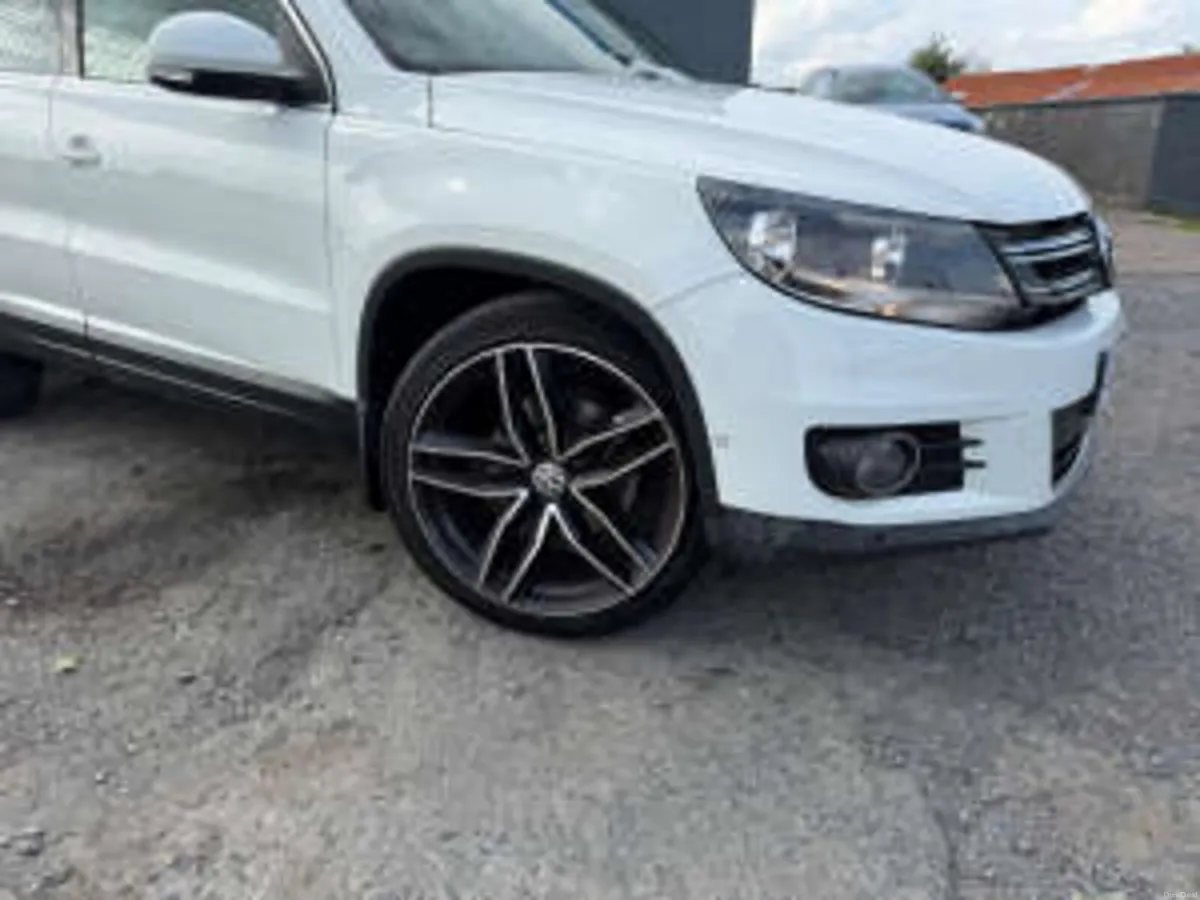 VOLKSWAGEN TIGUAN 2.0 Tiguan Match TDI BlueMotion - Image 2