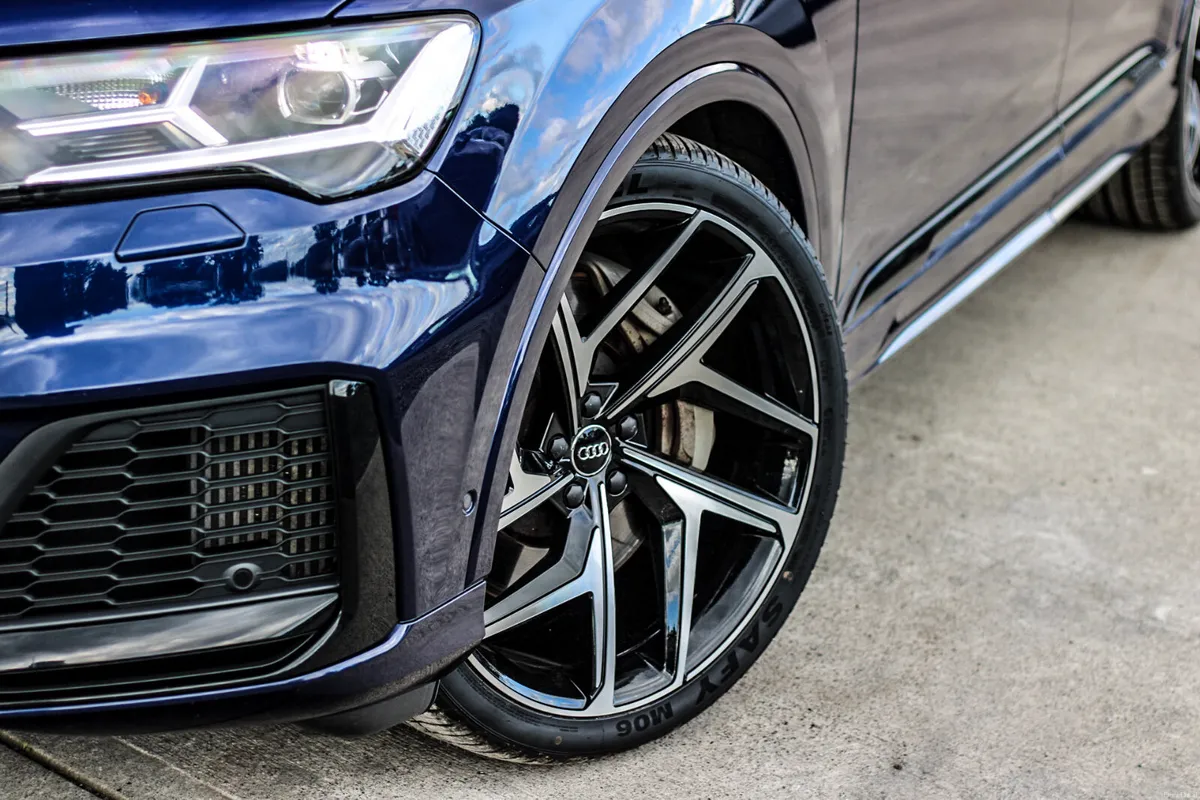 2023 AUDI Q7 QUATTRO S-LINE 55TFSI BLACK ED - Image 5