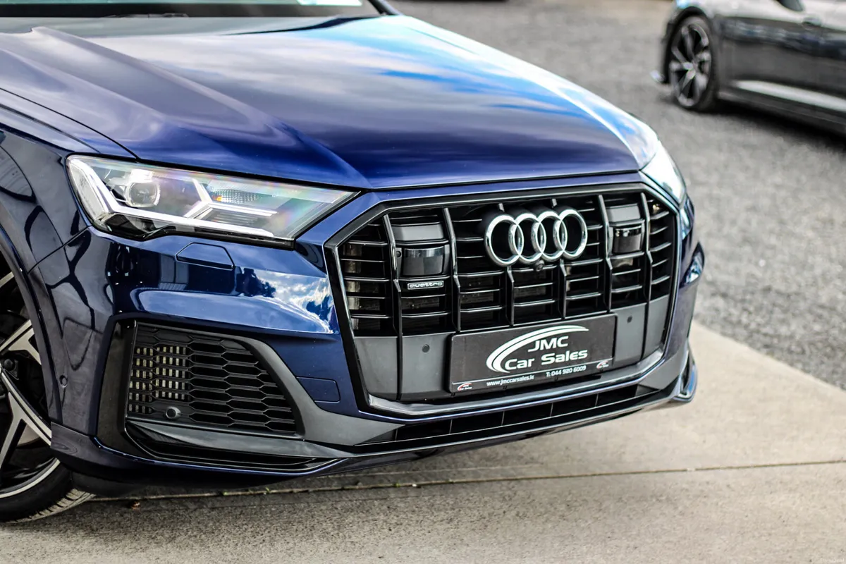 2023 AUDI Q7 QUATTRO S-LINE 55TFSI BLACK ED - Image 4