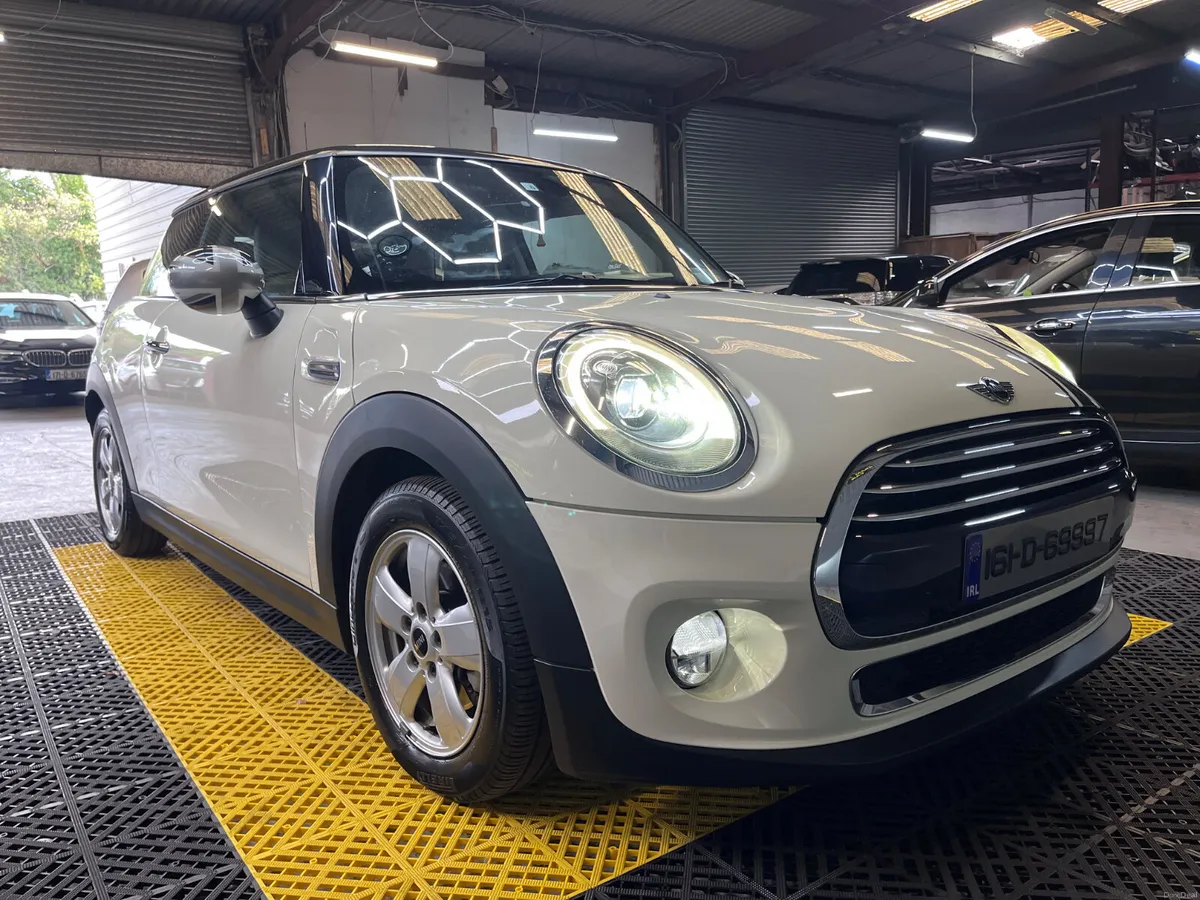 Mini Cooper 2016 automatic - Image 1