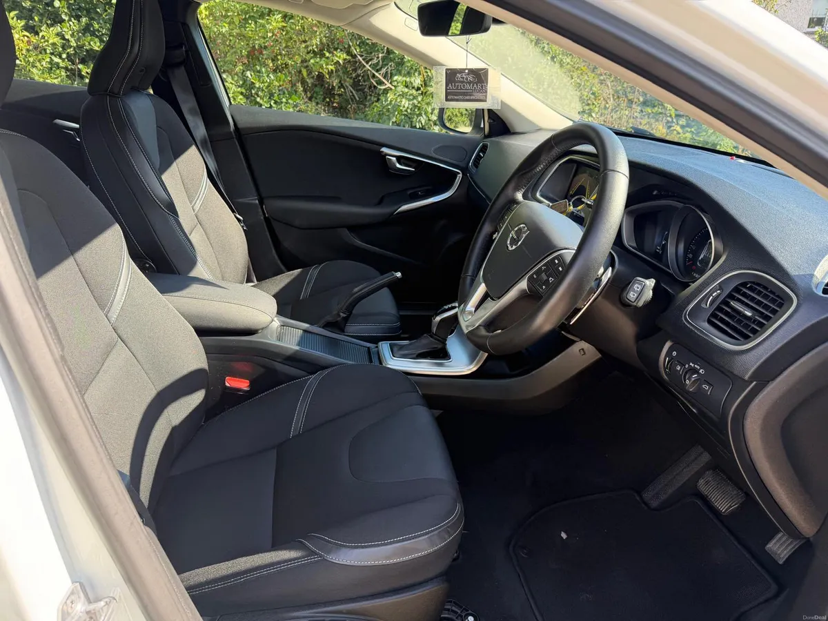 VOLVO V40 2018 2.0 DIESEL D4 EDITION - Image 6