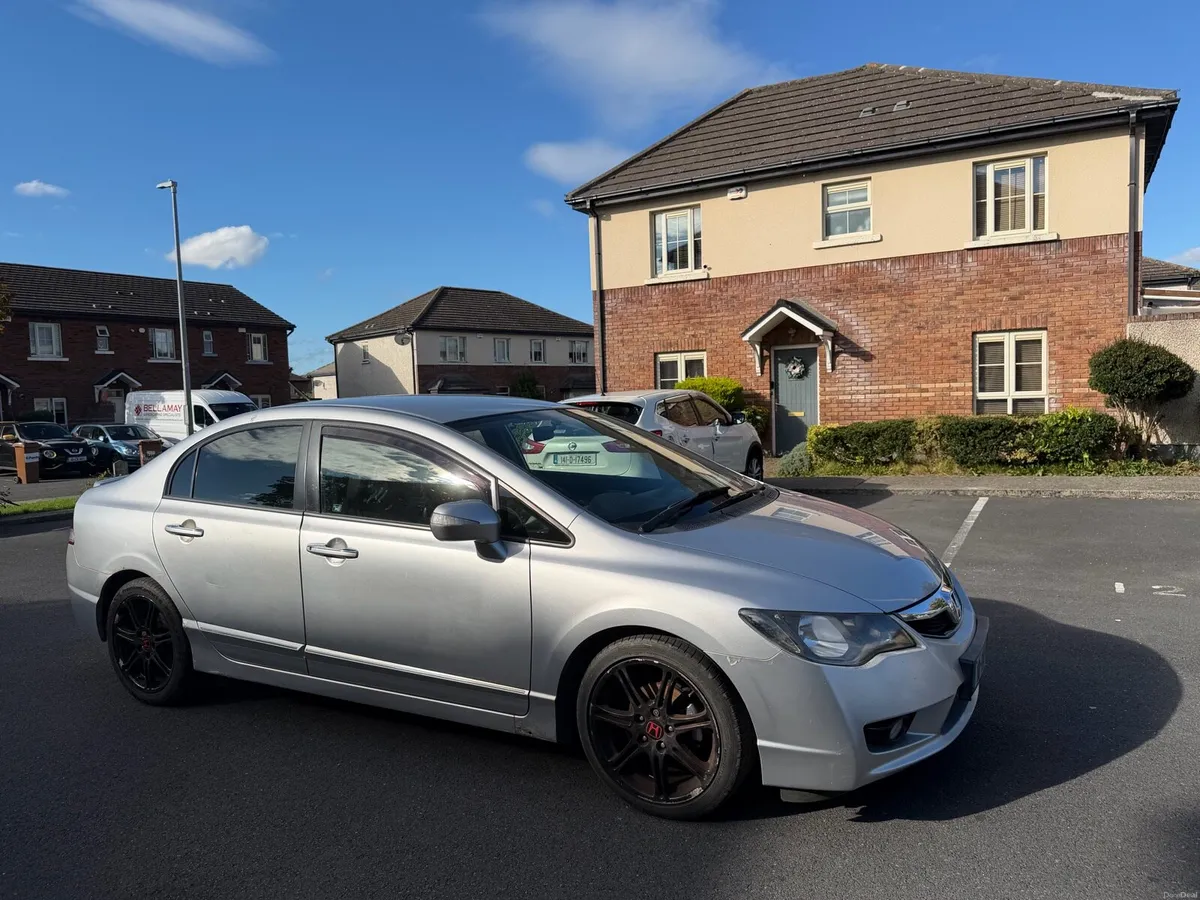 Honda Civic 1.3 hybrid Automatic - Image 3