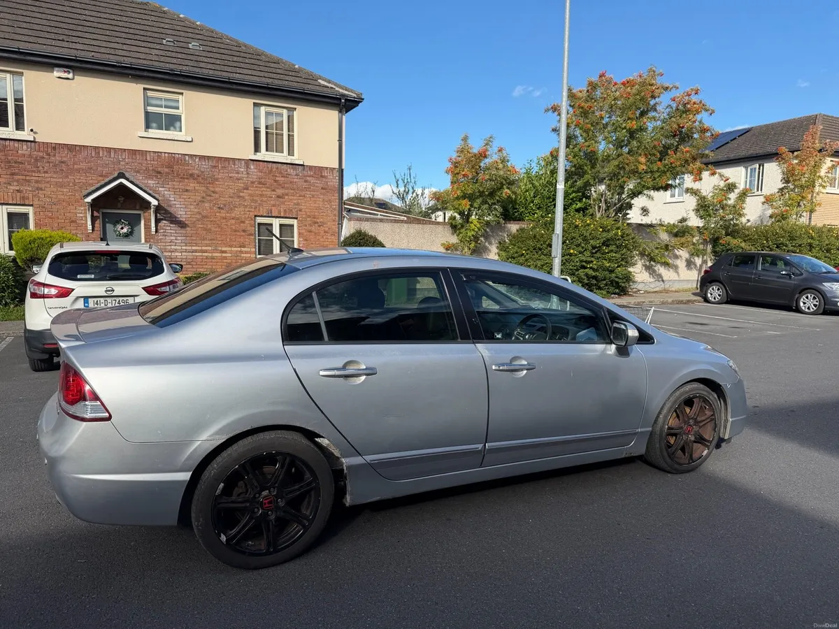 Honda Civic 1.3 hybrid Automatic - Image 5