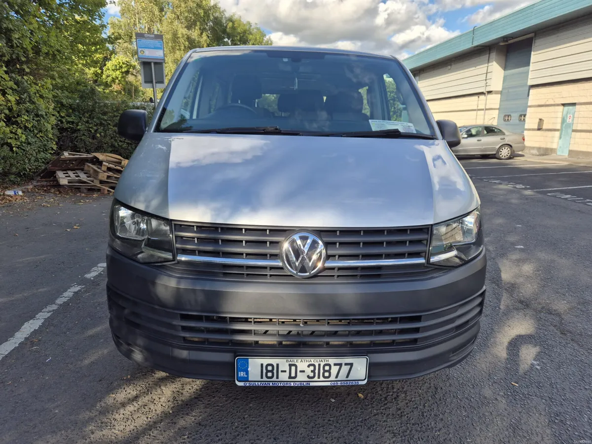 VW TRANSPORTER/2018/2.0 DIESEL/9 SEATER/AUTO - Image 2